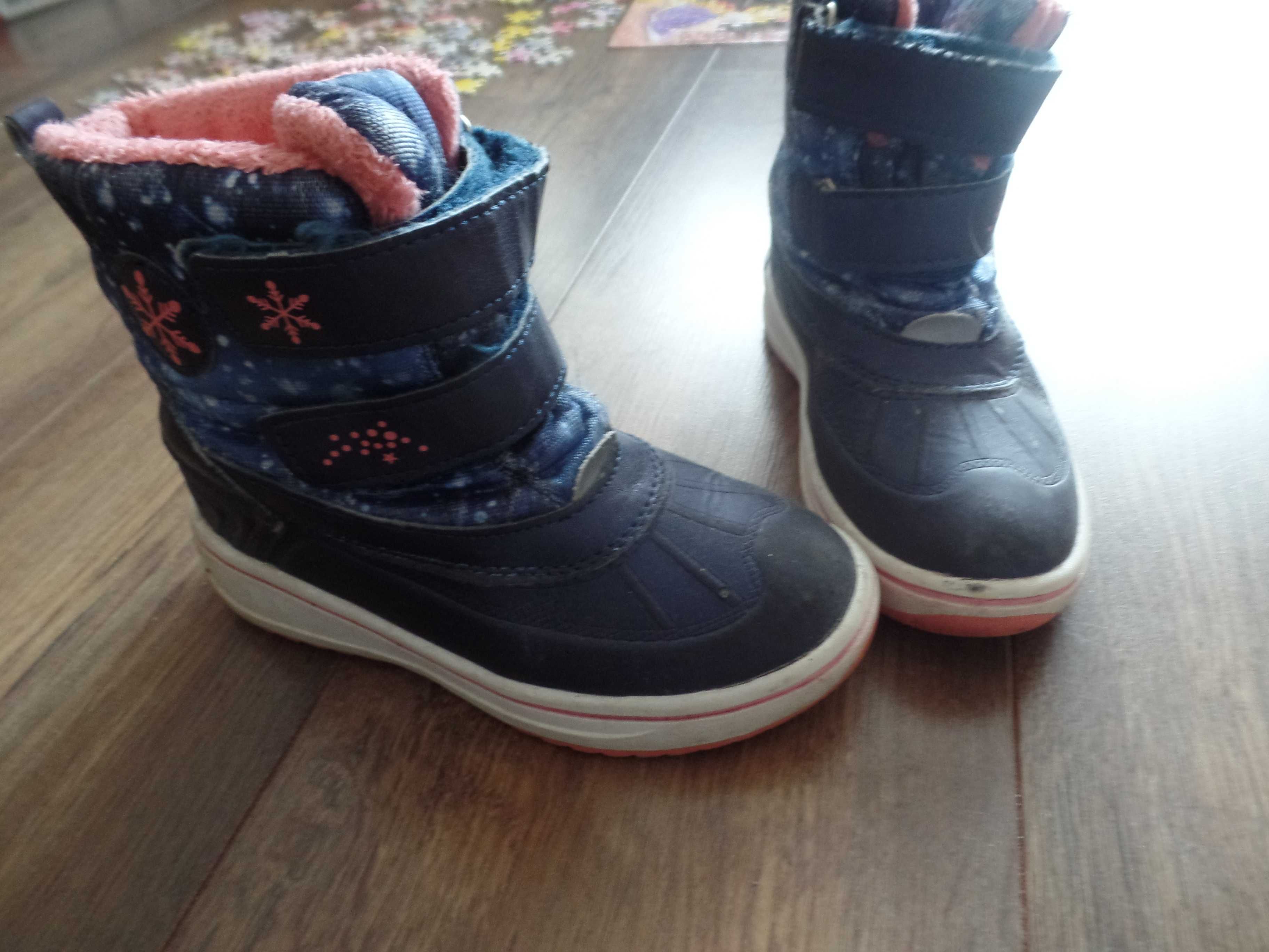 Buty zimowe, śniegowce na śnieg R. 30