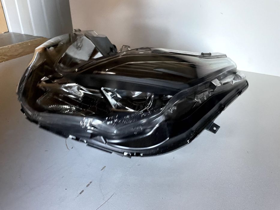 CZESCI Honda Forza NSS 125  350 18r 22r lampa reflektor przód przednia
