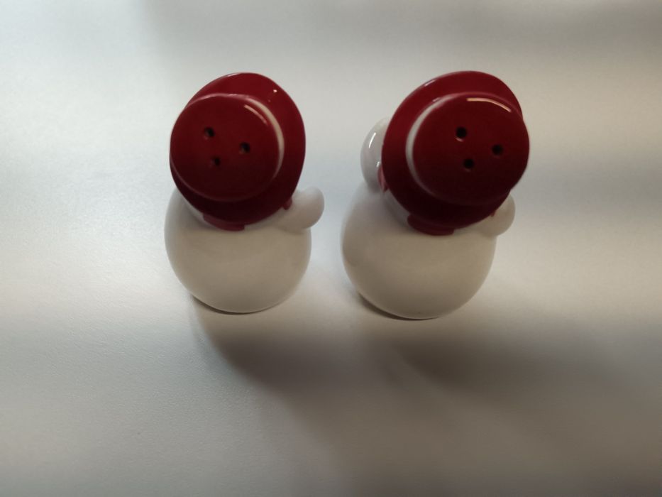 Conjunto saleiro e pimenteiro