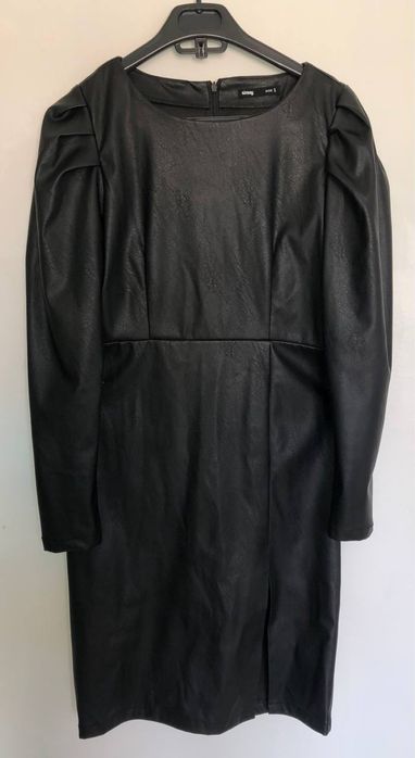 Шкіряна сукня