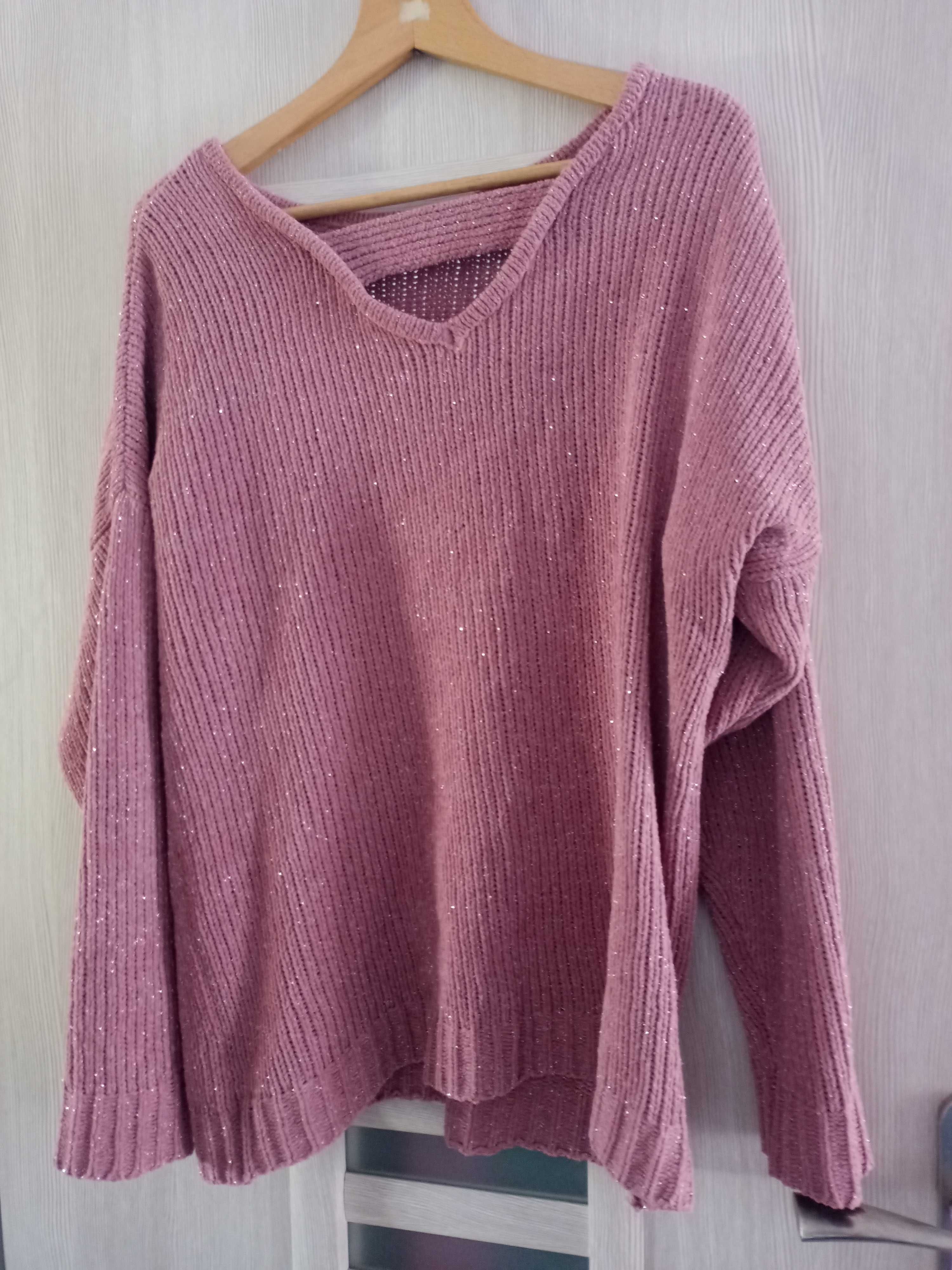 gruby ciepły sweter różowy ze srebrną nitką XL XXL