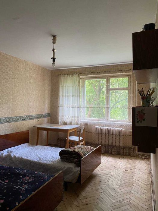 Оренда кімнати в 2 кім. квартирі по вул. Володимира Великого