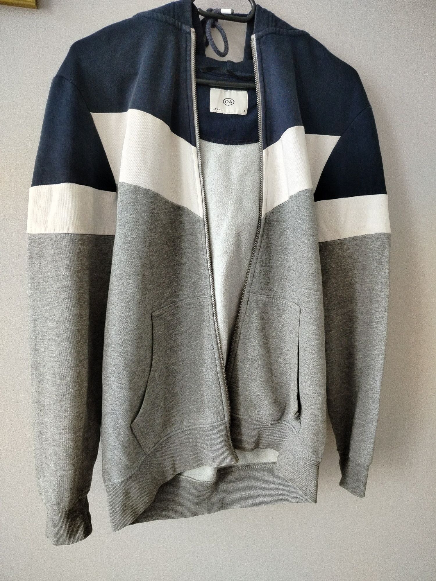 Bluza chłopięca rozmiar S