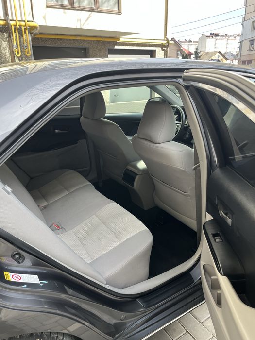 Toyota camry 2.5 2014