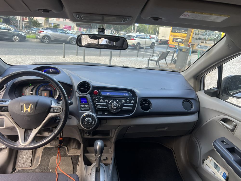 Honda insight hybrid