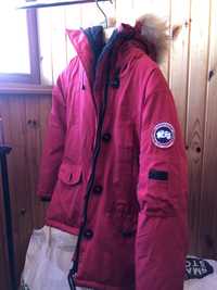 Куртка женская Canada Goose