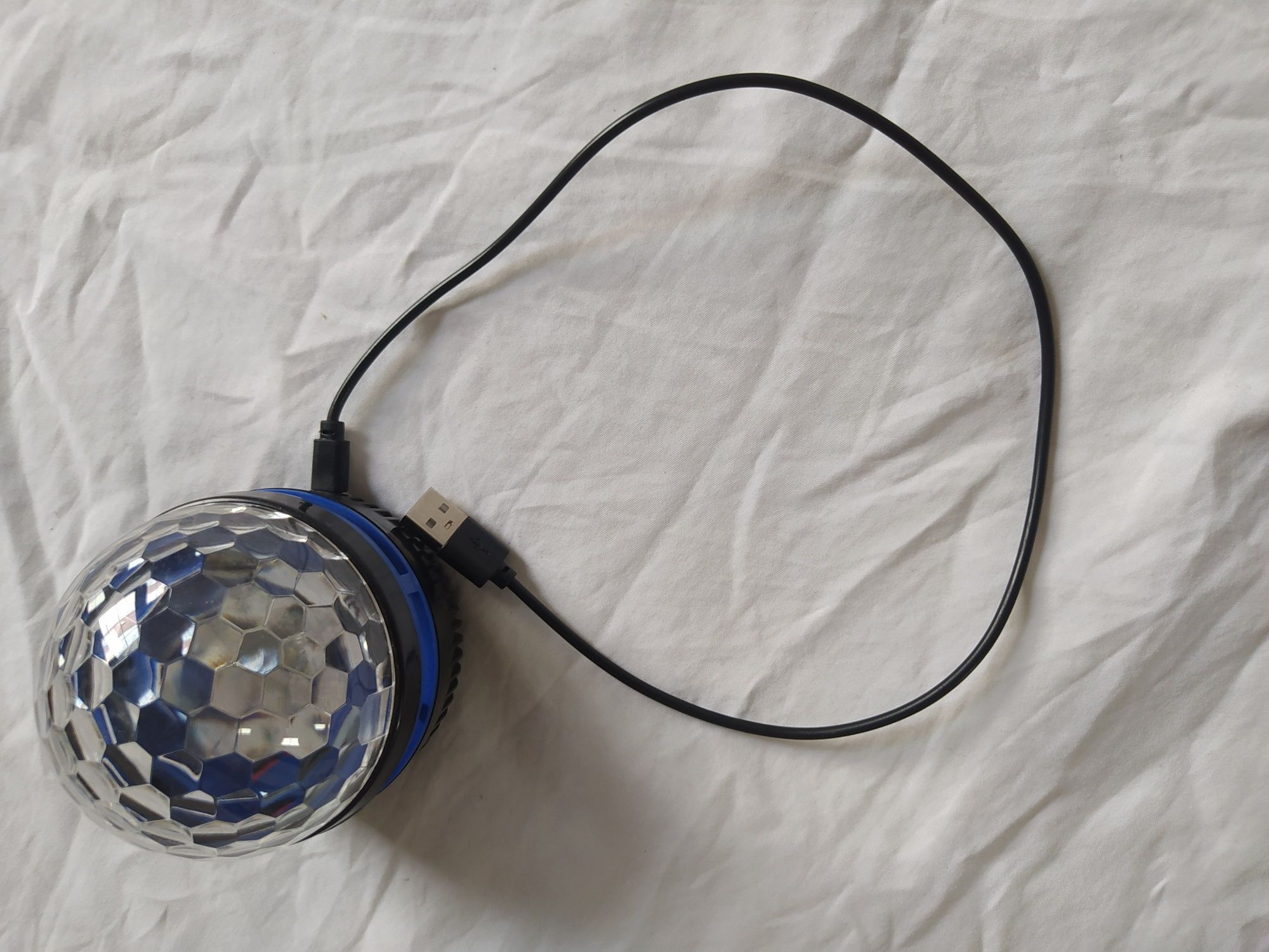 Mały projektor lampka kula dyskotekowa wielokolorowy usb