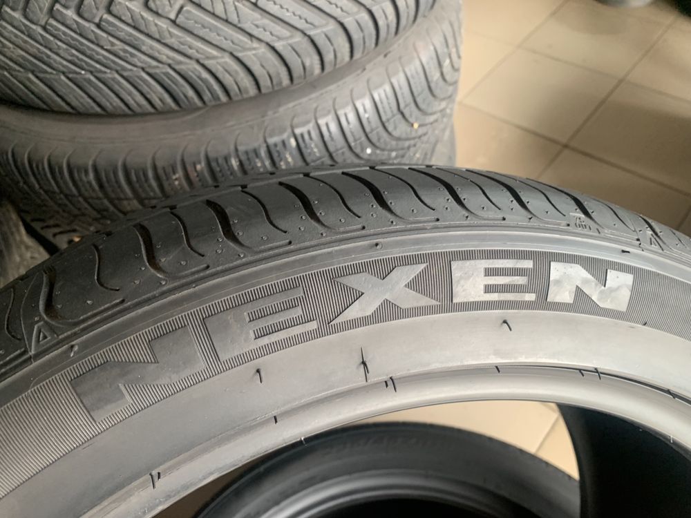 Комплект літніх шин 235/45/19 ZR NEXEN N FERA RU1