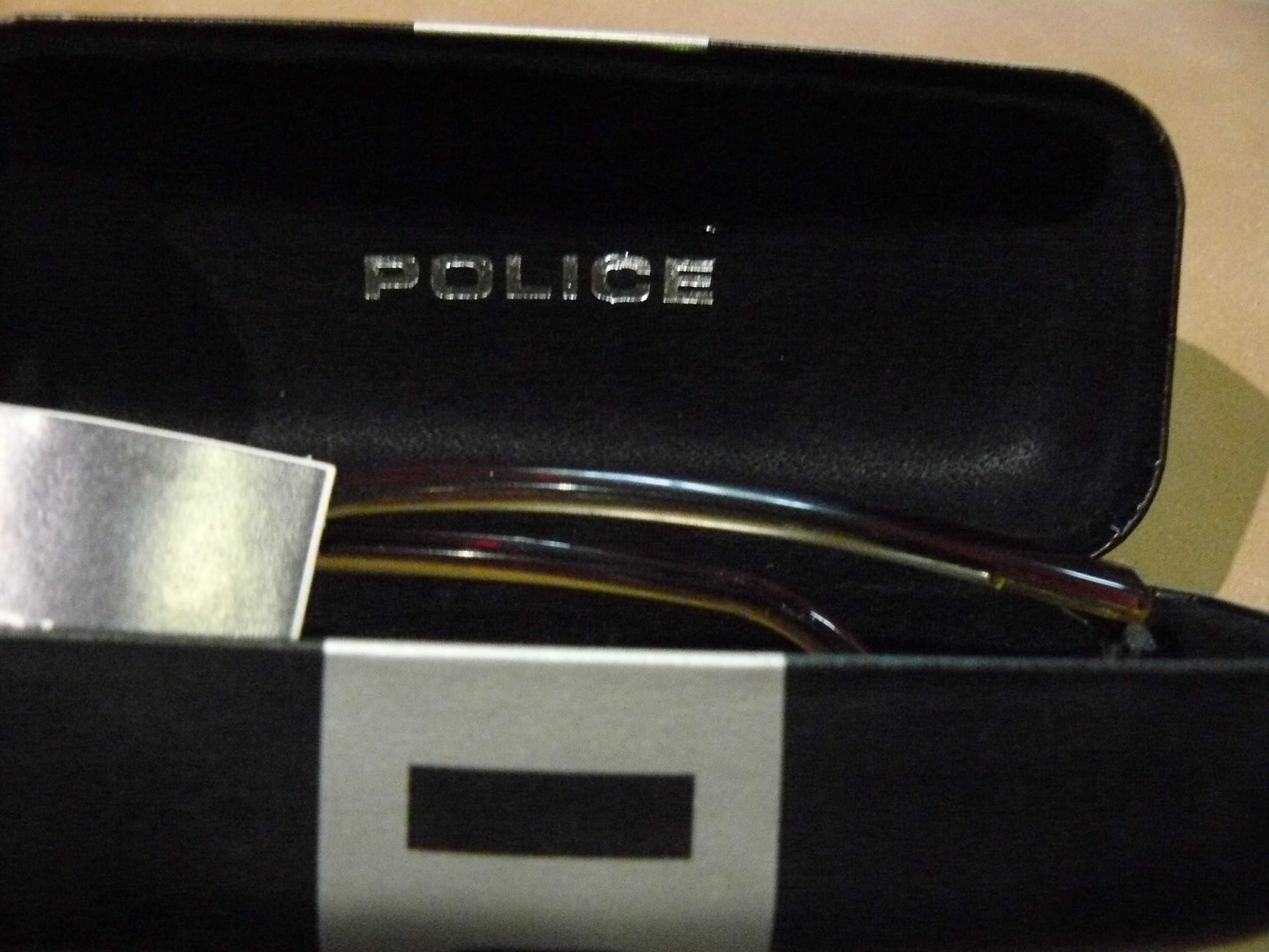 Okulary 1.5 dioptri szkła antyrefleksyjne w pudełku Police - Minusy