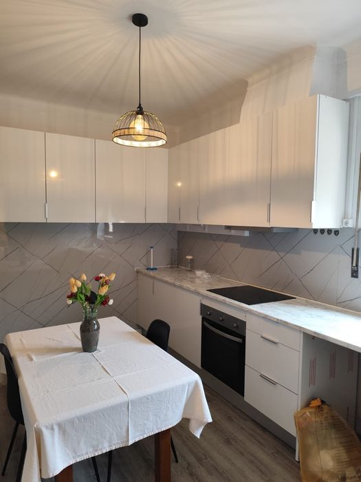 Aluga se Quarto mobilado