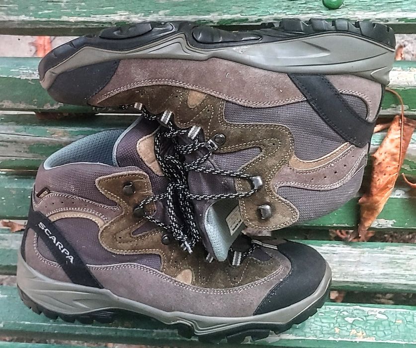 Трекинговые ботинки Scarpa подошва Vibram. внутри на. Gore Tex