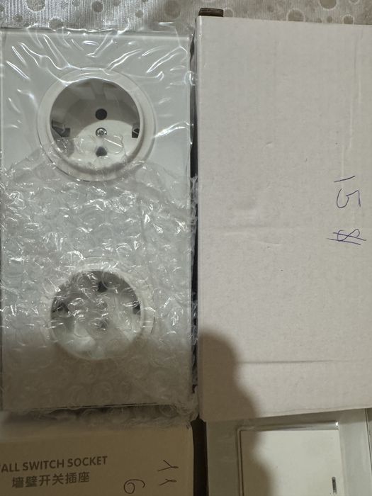 Розетки , выключатели, стеклянные