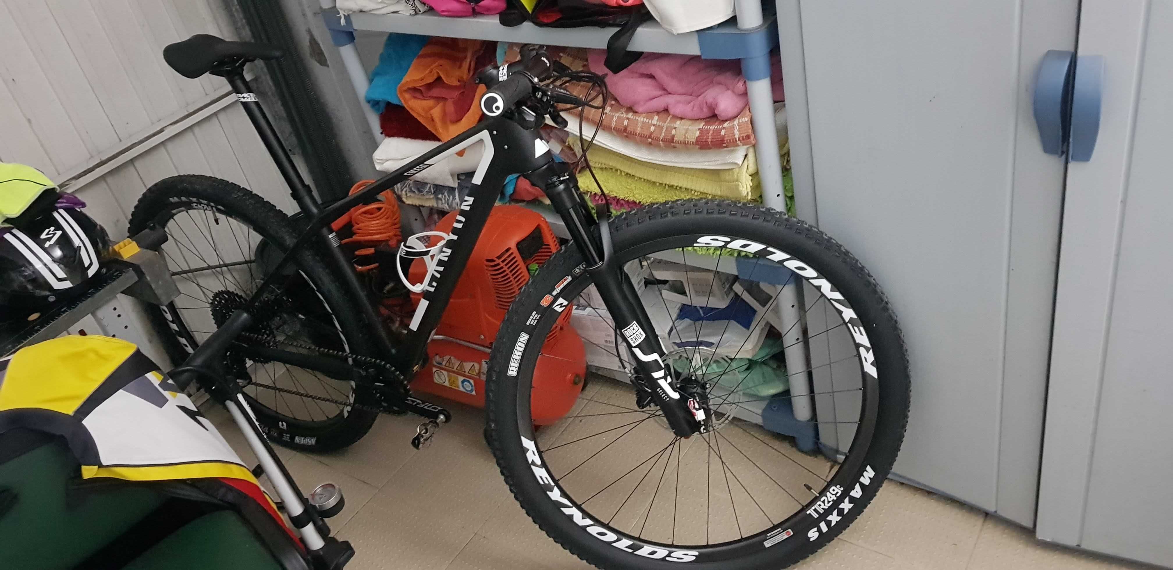 Bike BTT CANYON Semi nova