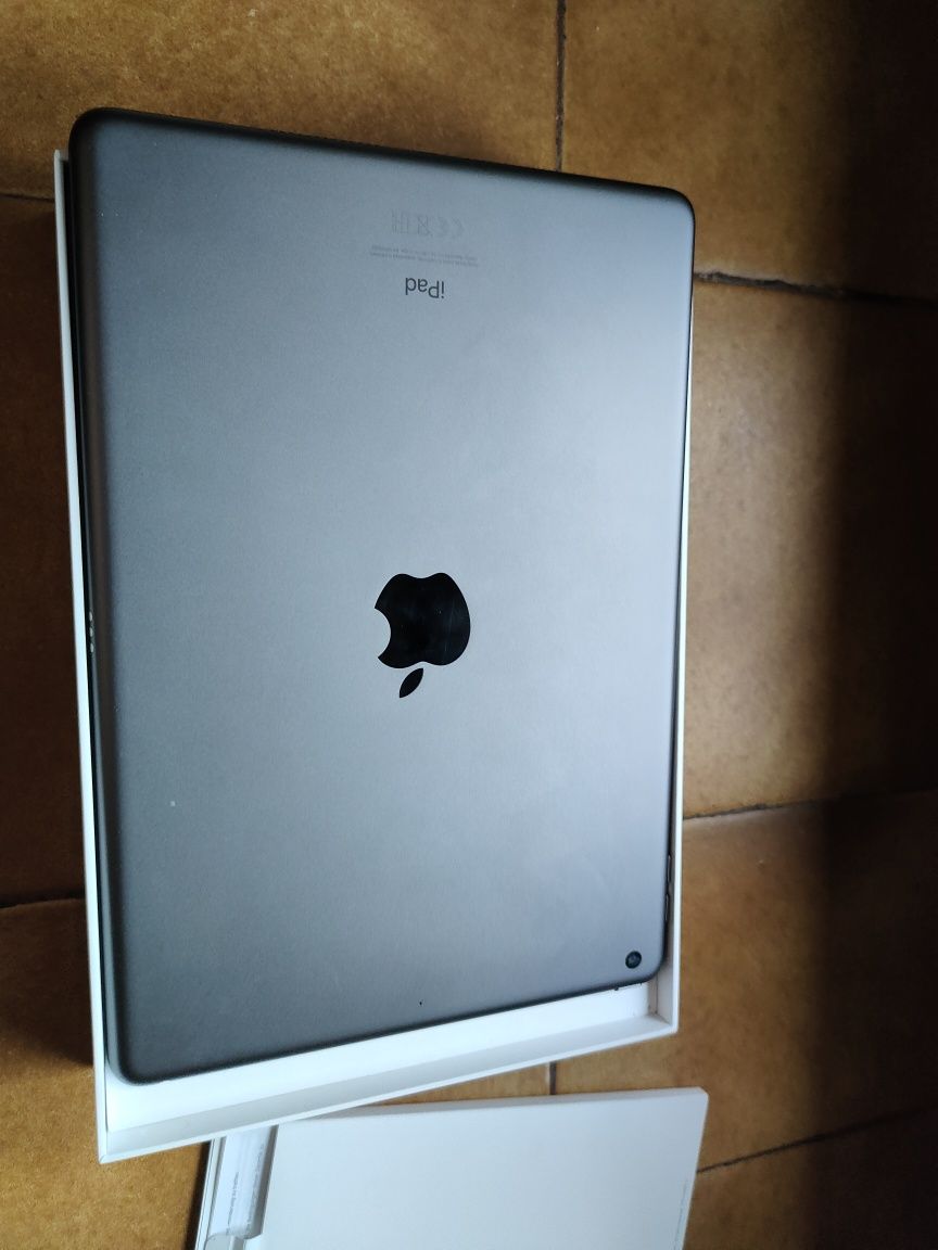 iPad 10' 9 Gen WiFi
