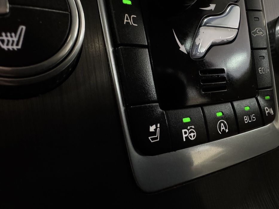 Volvo V60 Т5 2.0і 16V 8АКПП 2016 р.в. (245 к.с.)