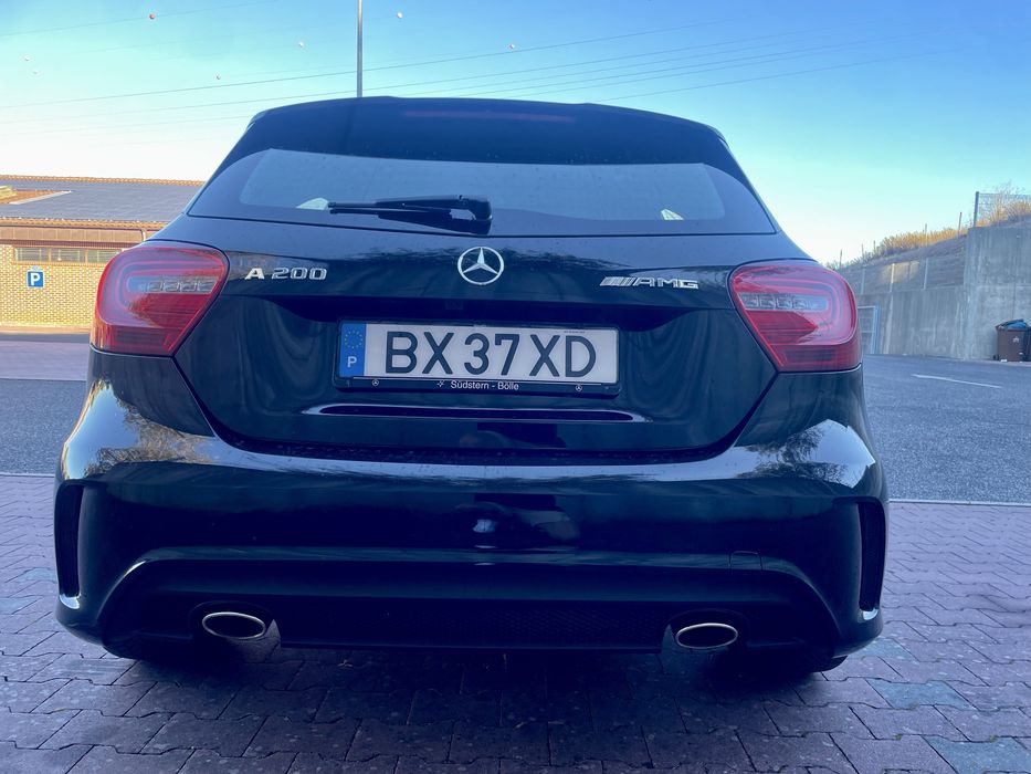 Mercedes A200 AMG LEDS Est pele alcantra camera tra