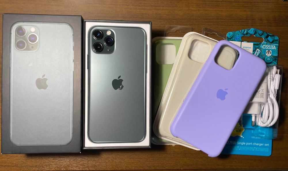 Apple Iphone 11 Pro 64GB ,батарея 100% + Зардка і 3 чохли