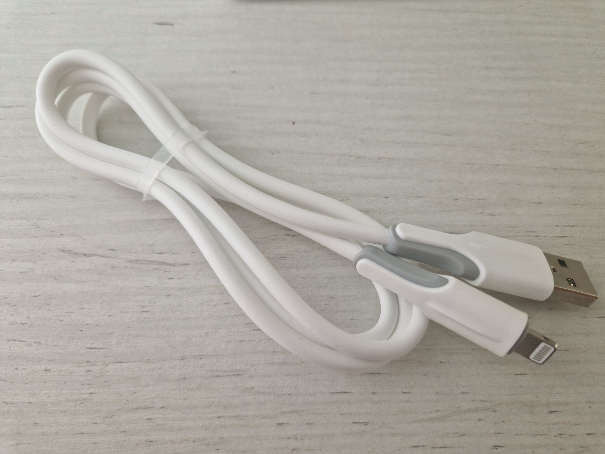 Borofone Kabel BX19 Benefit - USB na Lightning - 2,4A 1 metr biały