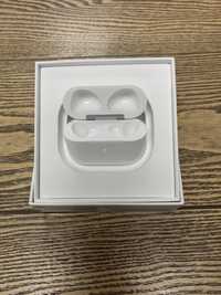 Кейс Apple AirPods 3 Charging Case