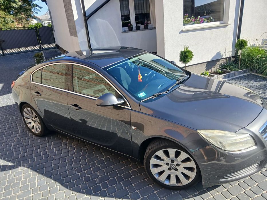 Opel Insignia Sprzedam Opla Insignię 2.0 CDTi 130 KMkm