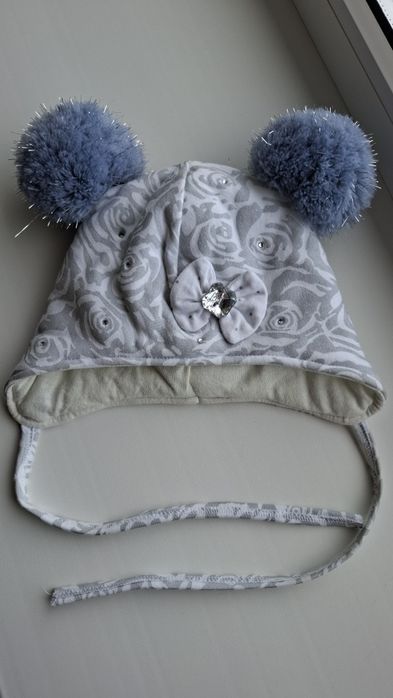 Зимова шапка на дівчинку
