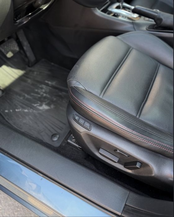 Продам. Mazda 6 Grand Touring