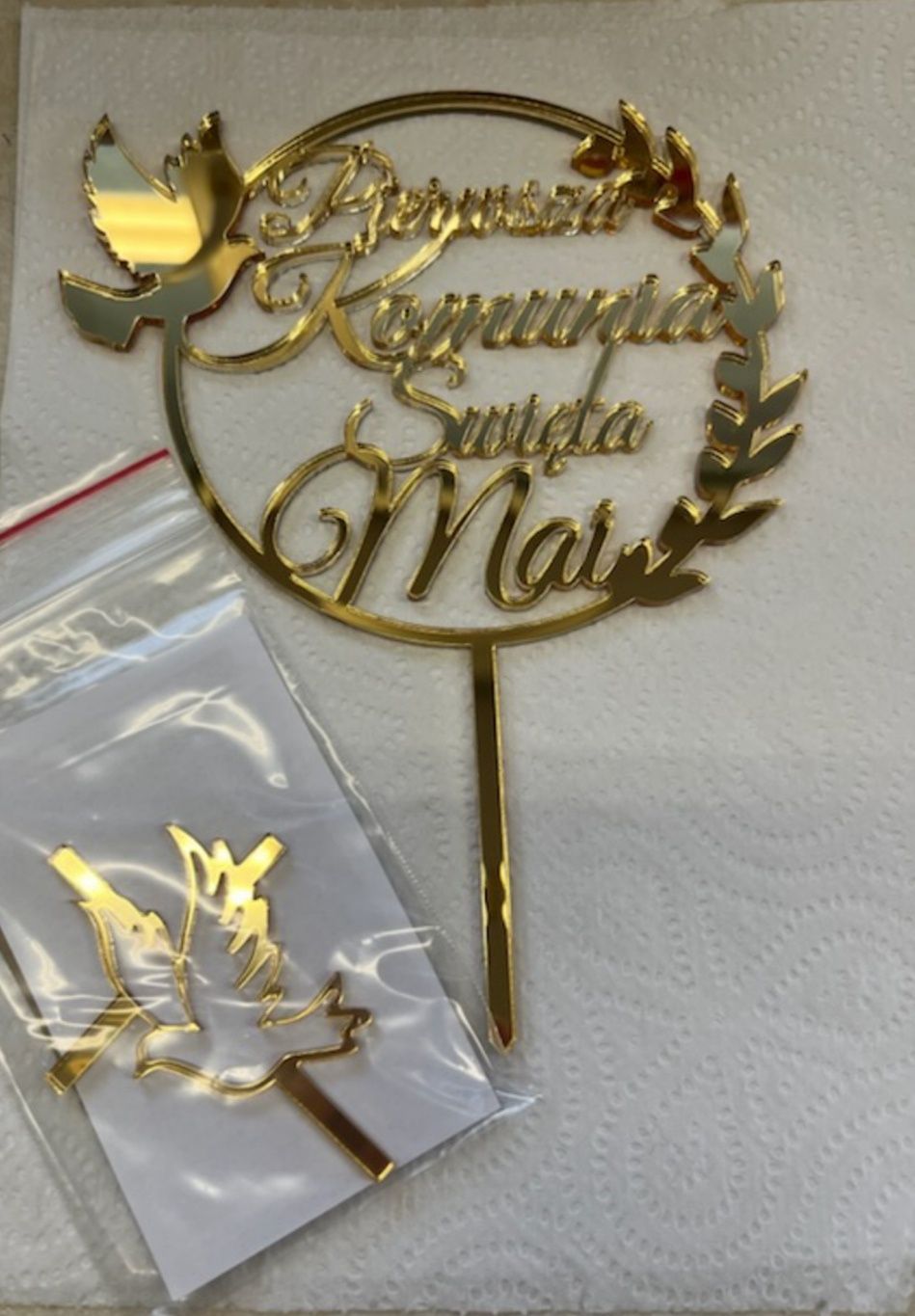 Topper na tort Pierwsza Komunia Święta Mai + gołąbek
