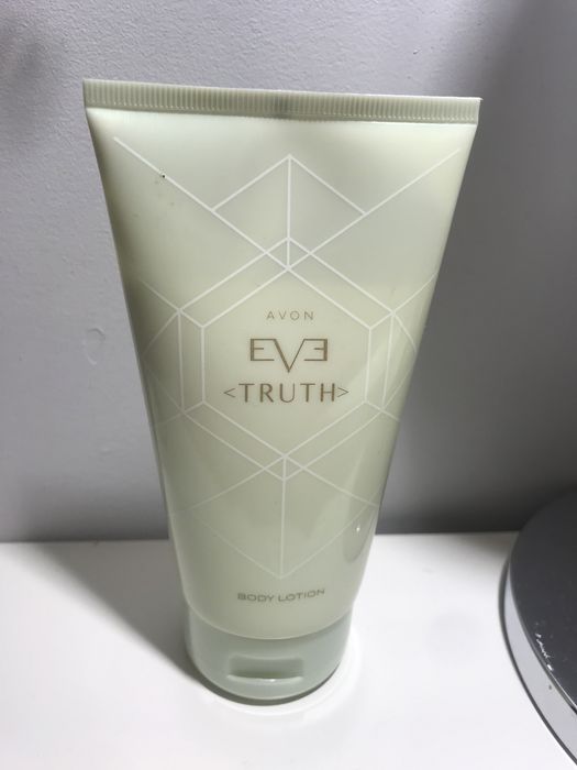 Balsam do ciała Avon Eve Truth 150 ml