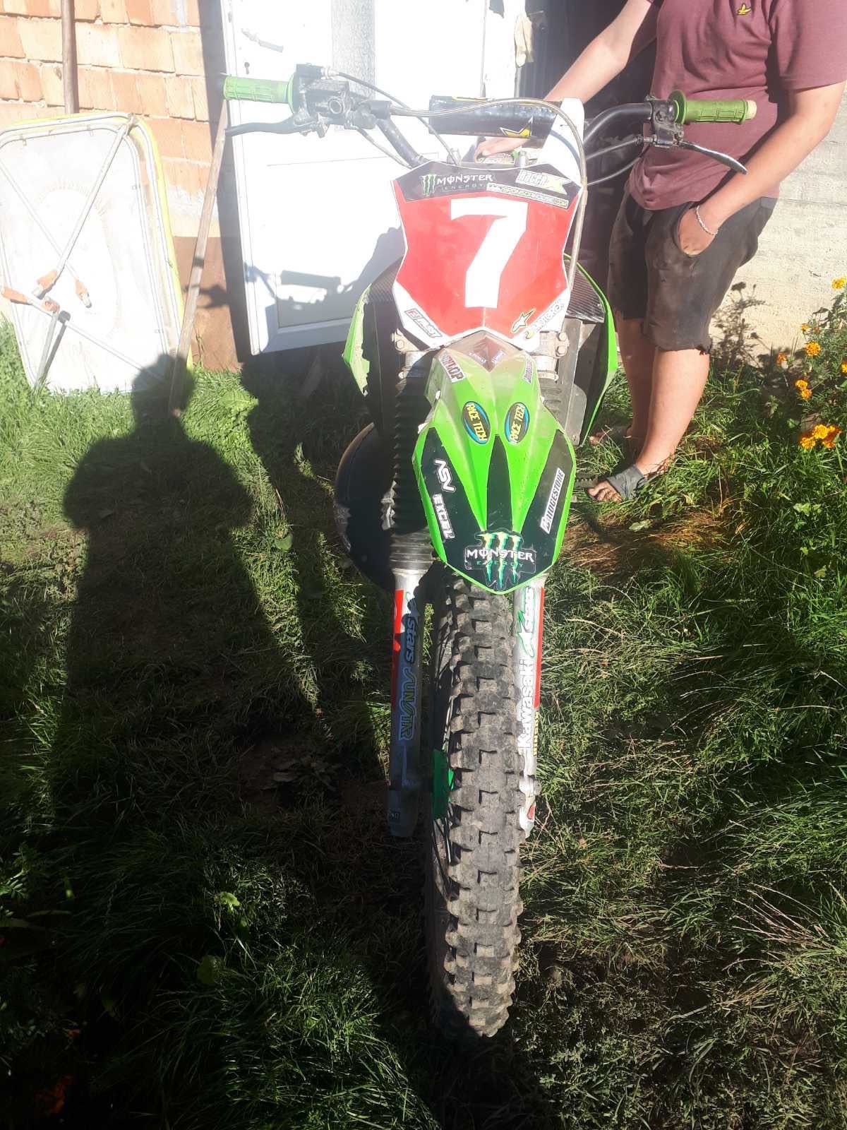 Продам перероблений Иж П5 в Kawasaki KX