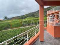 Casa à venda no Arco da Calheta - Vista para o mar