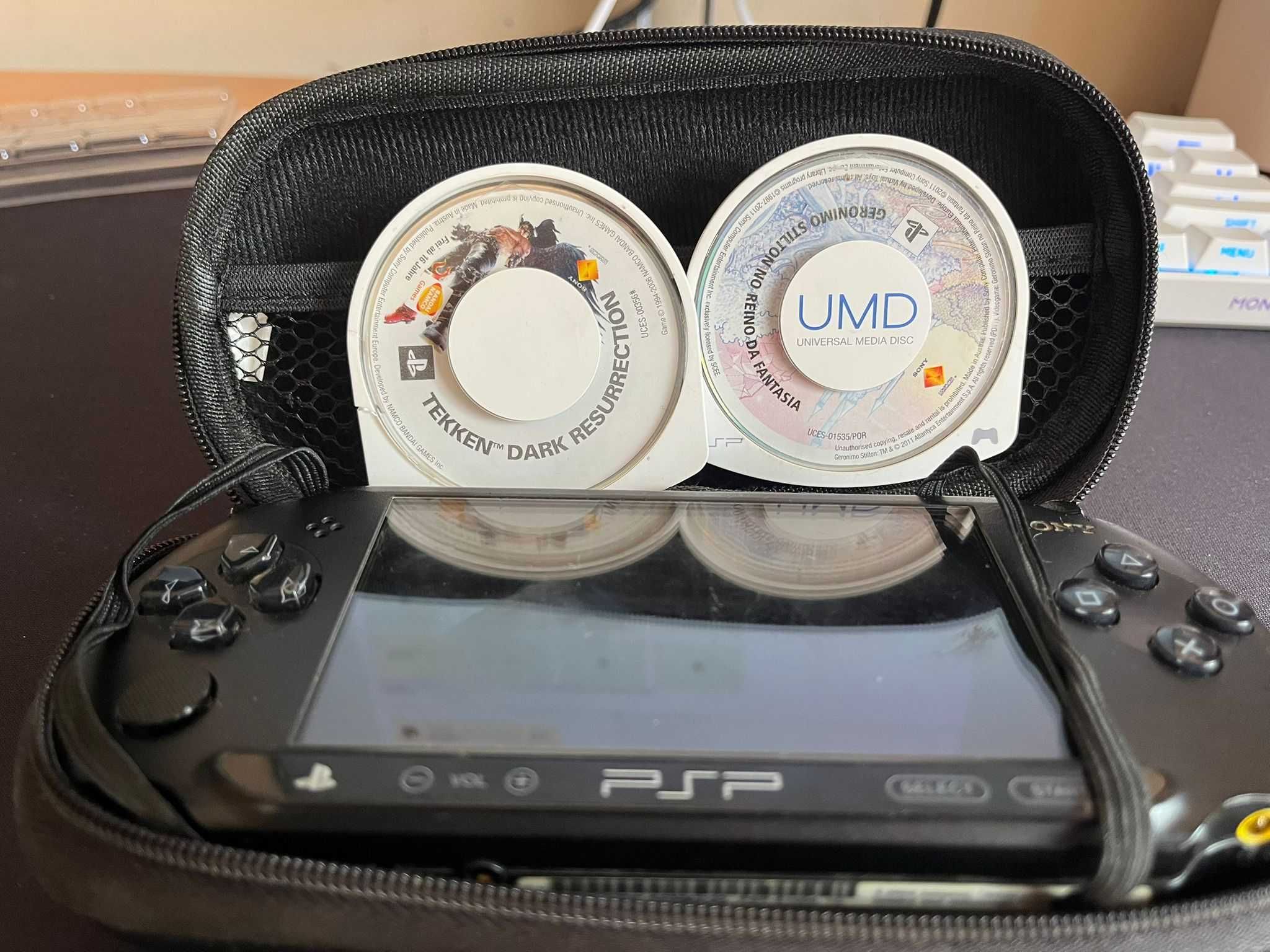 PSP 1004 com ecrã partido + 6 jogos bons + bolsa – 50€