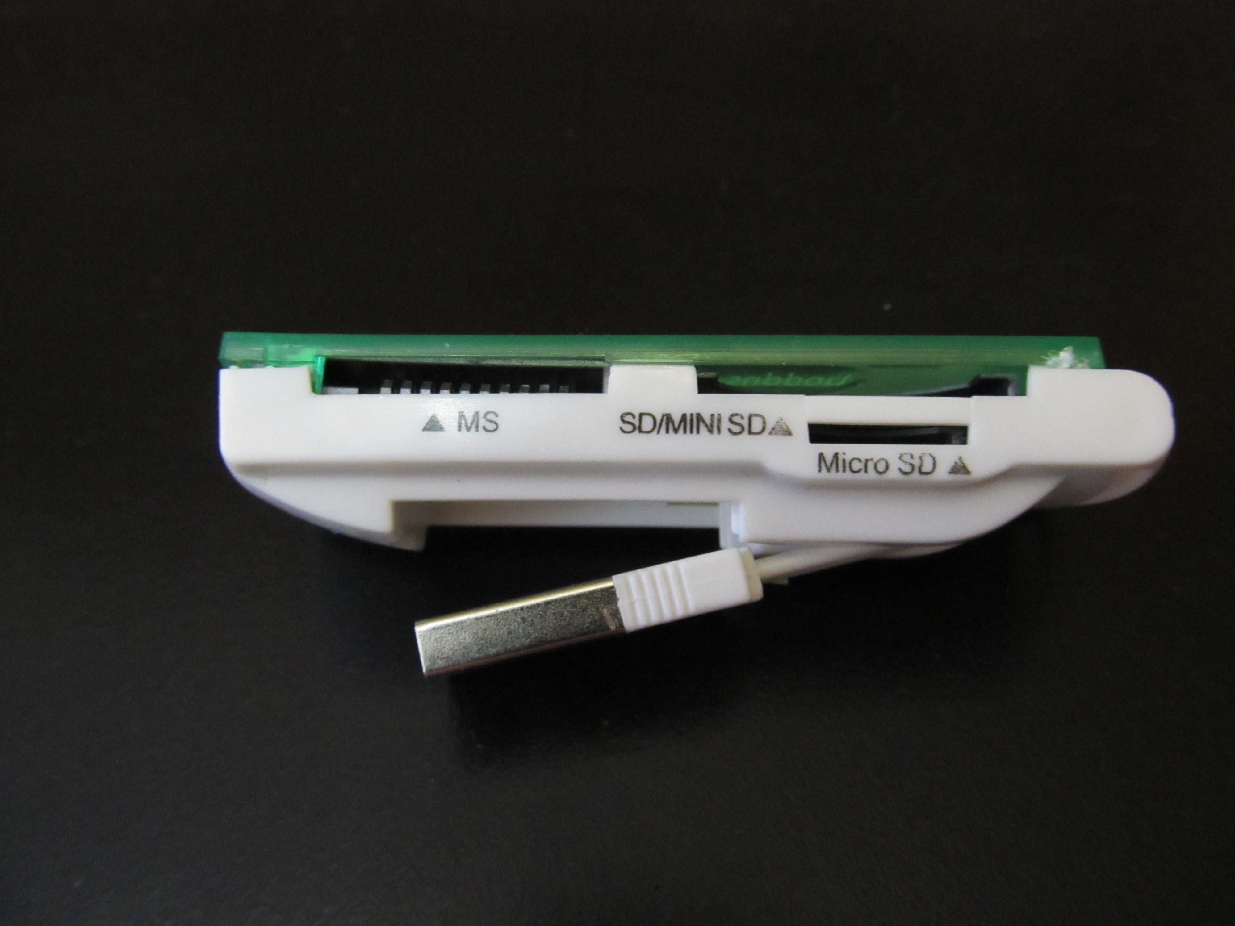 Новый универсальный USB картридер Card Reader SDHC. MicroSD T-Flash TF