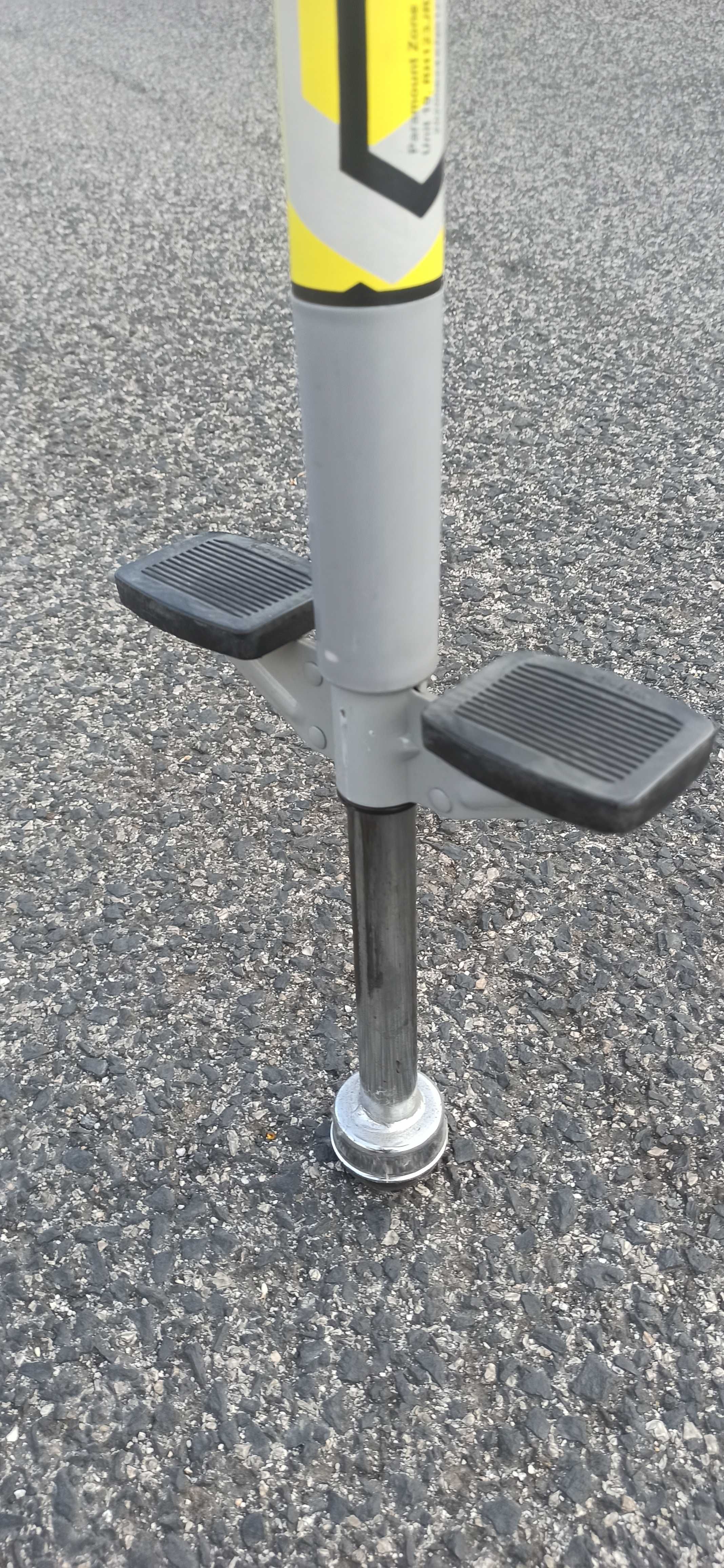 Pogo Stick (pula-pula)