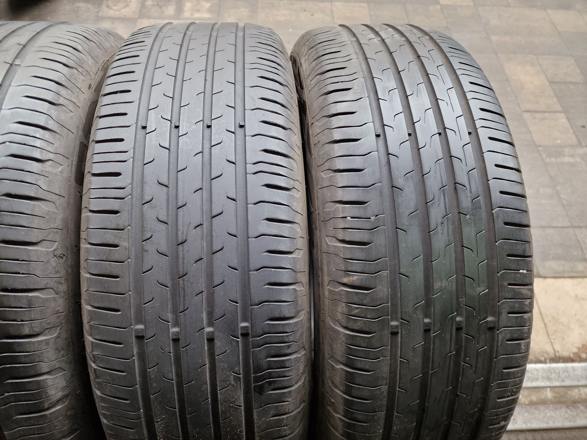 Летняя резина 215/65 R16 Continental Eco 6
