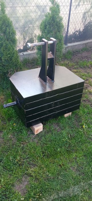 OBCIĄŻNIK  TUZ 750 kg cały salowy