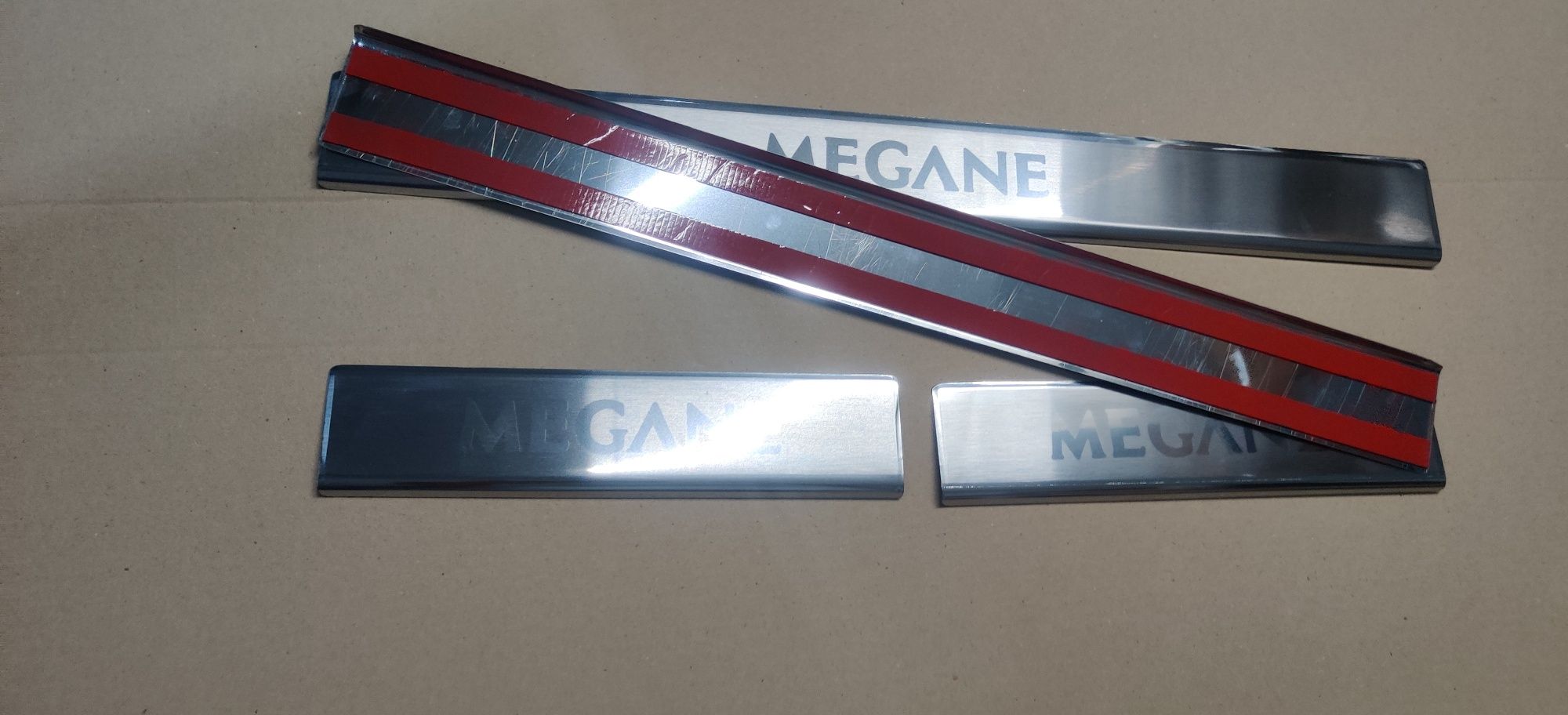 Акция! Накладки на пороги Меган 2/ 3/4 ( megan 2 /3/4) нерж. 4шт prem