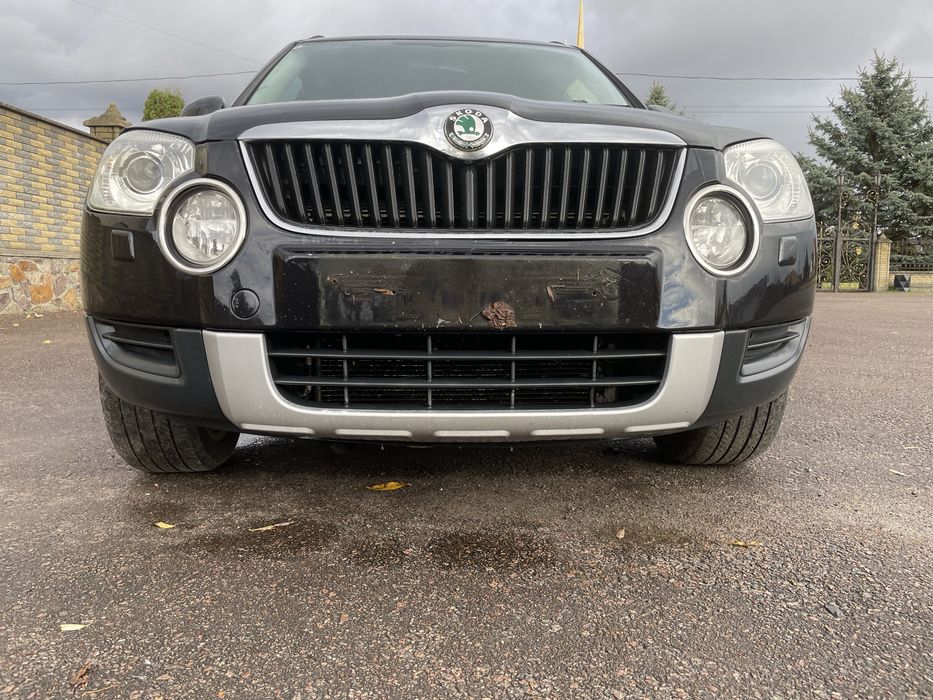 Бампер передній Шкода Еті Skoda Yetti