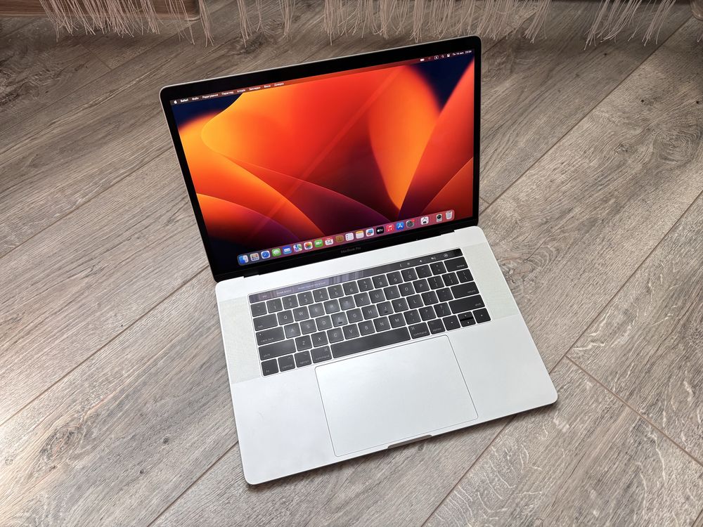 MacBook Pro 15'' 2017 A1707 (i7/16/1tb)