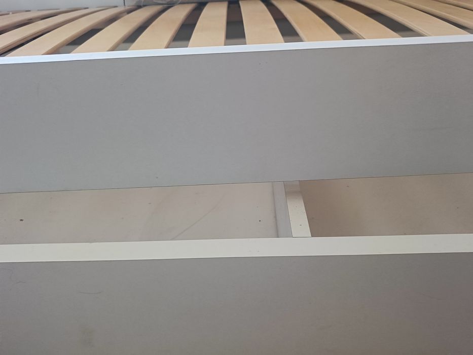 Łóżko solidne 90 x 200 dziewczynka Raj połysk róż fuksja