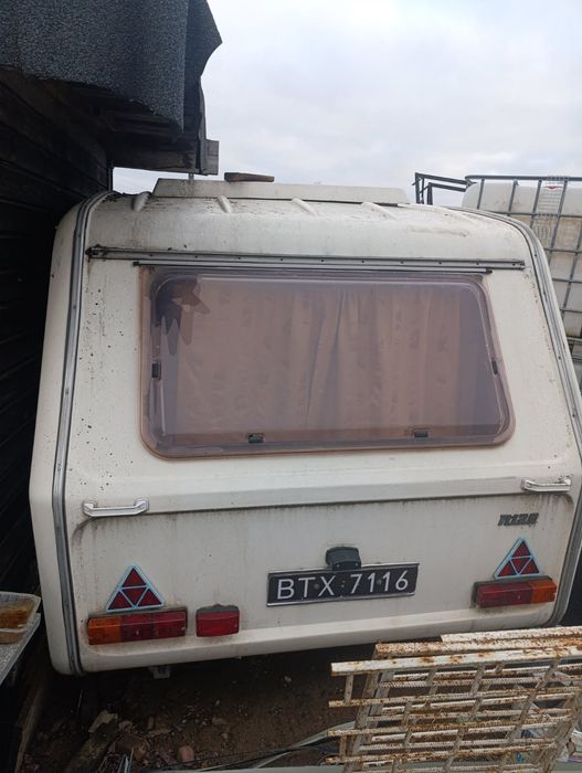 Sprzedam przyczepę kampingową