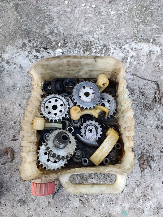 Запчастини до автомобілів газель,волга