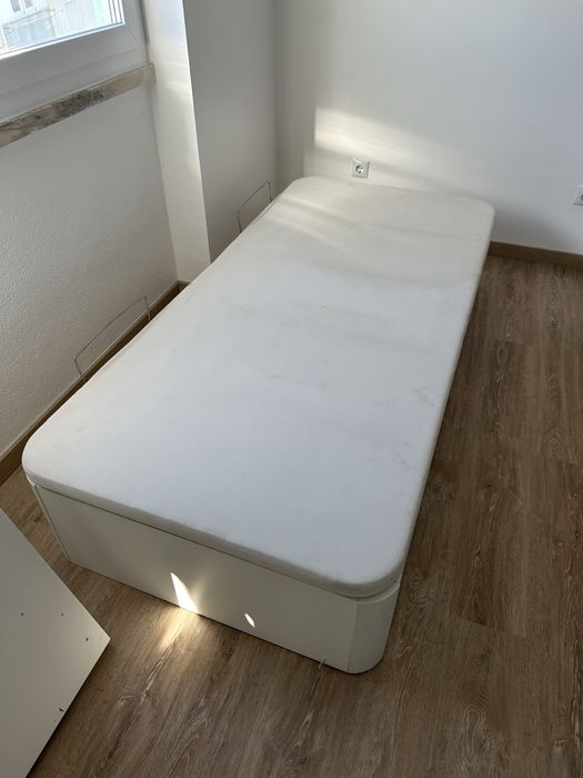 Sommier 90x190 cm usado mas em muito bom estado