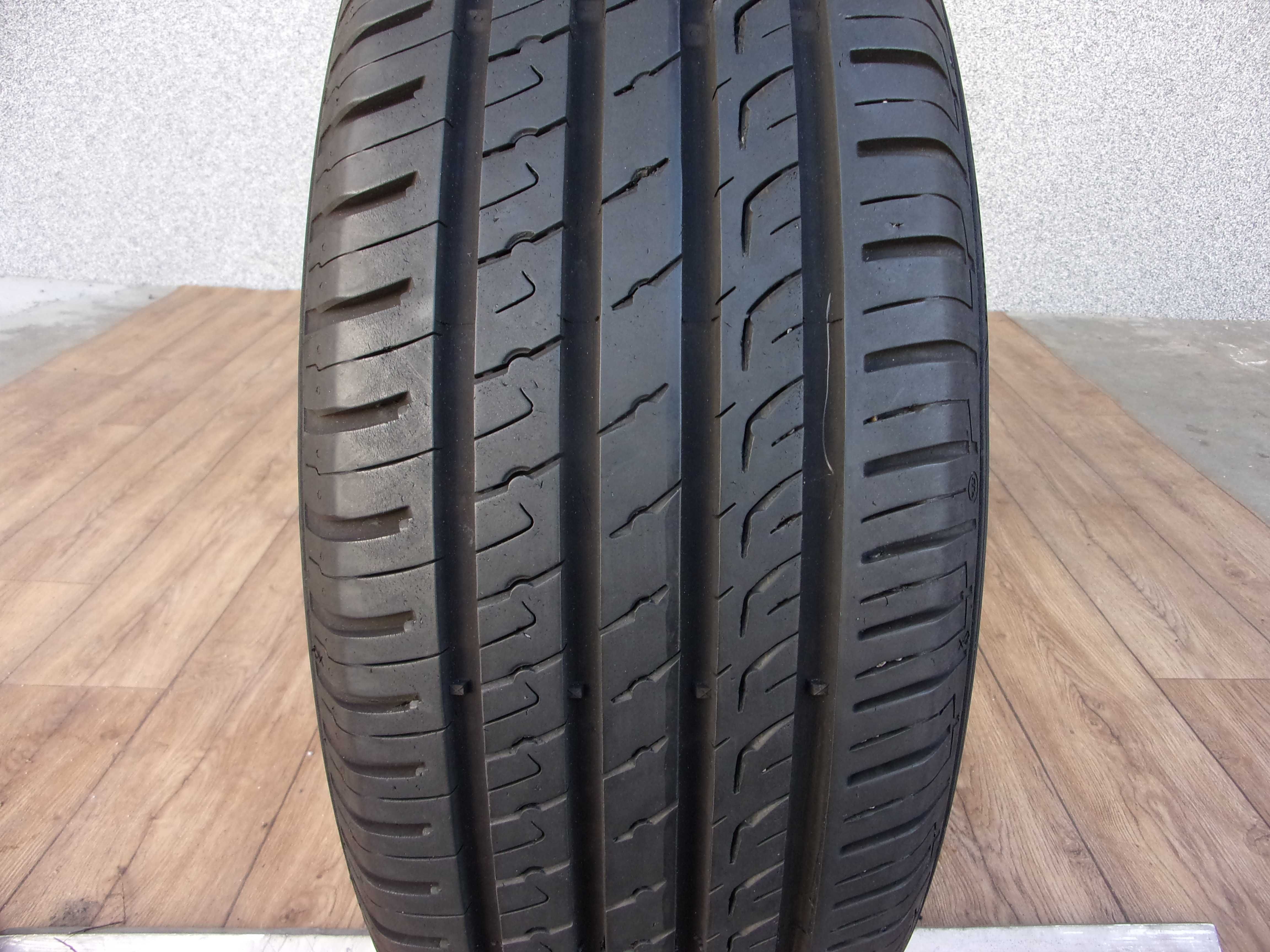 Barum Bravuris 5HM 215/65/17 99V jak nwa z 2020r