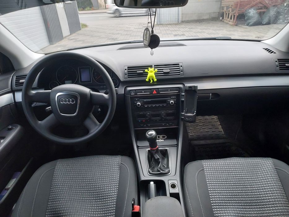 Продам Audi A4 b7