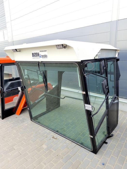 Kabina kabiny ciagnikowe c330 c360 mf t25 bizon