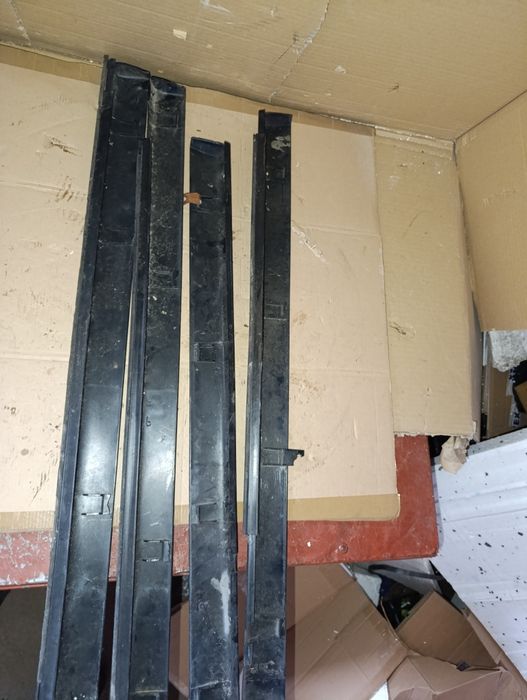 Listwy boczne drzwi polonez borewicz FSO caro