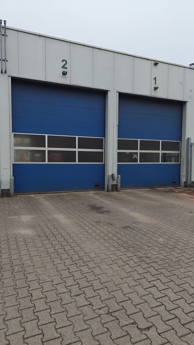 Brama garażowa segmentowa panelowa wjazdowa  z silnikiem 404x453