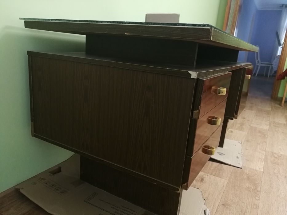 Стол письменный 2х тумбовый пр-ва ГДР