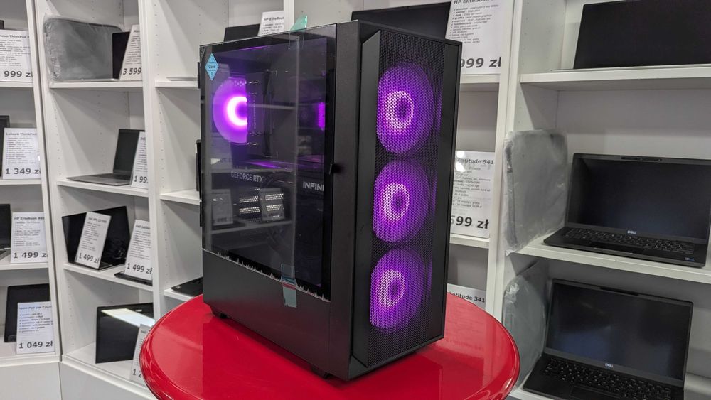 OD RĘKI Nowy Komputer Gamingowy Ryzen 7 7800X3D 32GB 2TB RTX 5070 W11