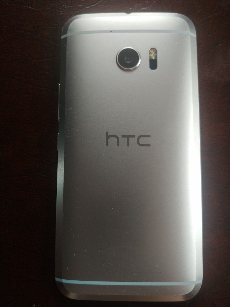 Смартфон HTC M 10 Silver